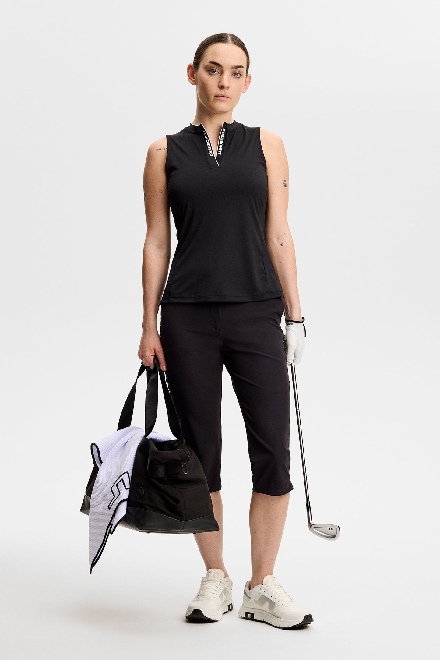 Leya Sleeveless Top / Black
